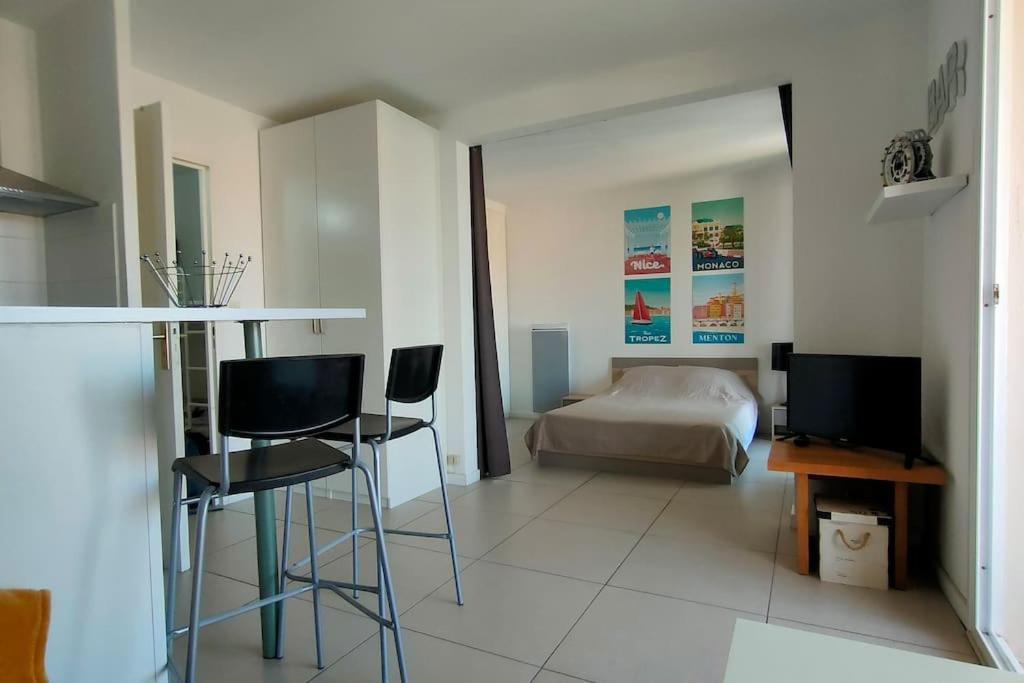 Brad'S House. Apartment Saint-Cyr-sur-Mer Luaran gambar